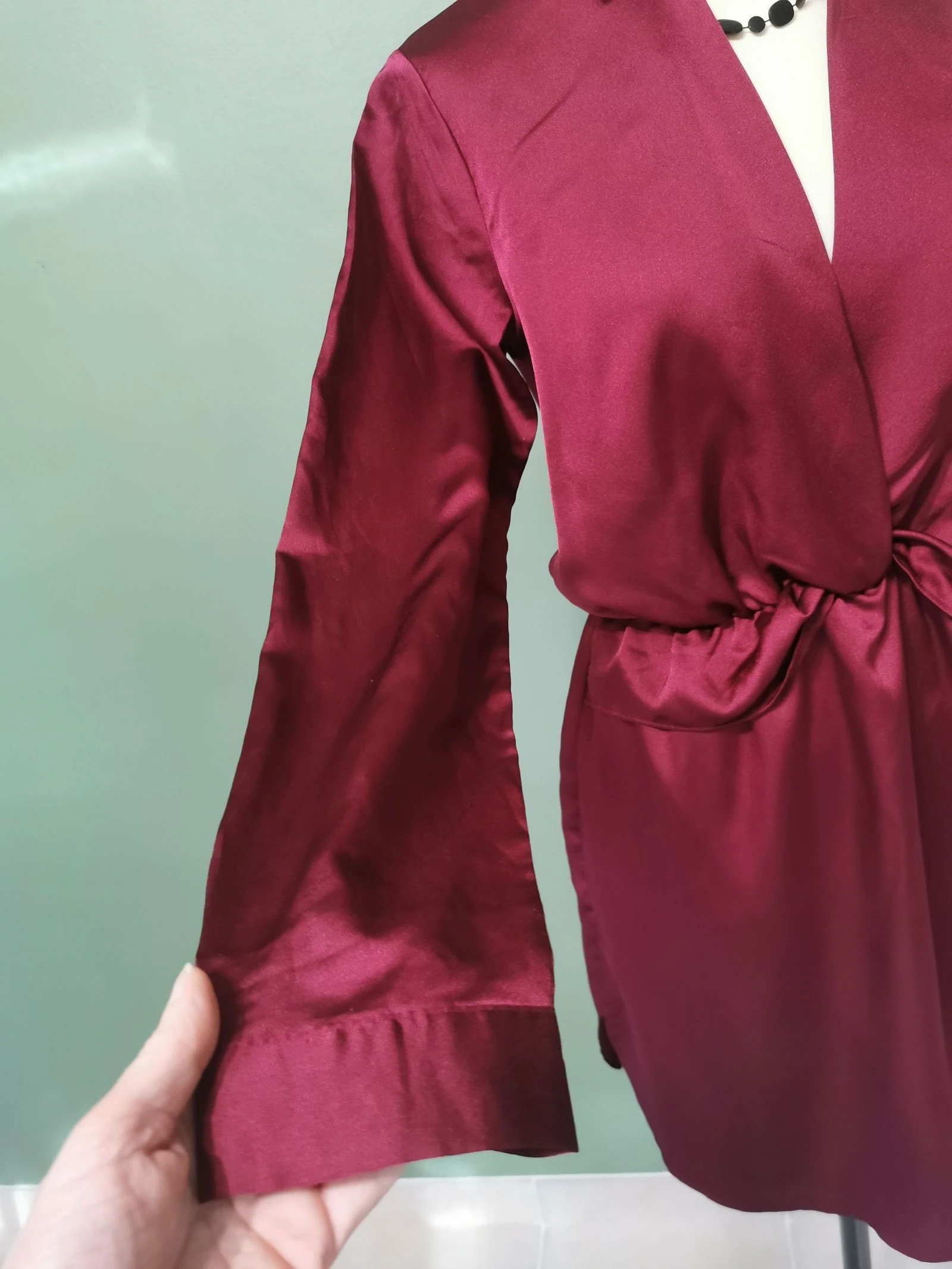 Vestido bordeaux Prettylittlething – photo 6